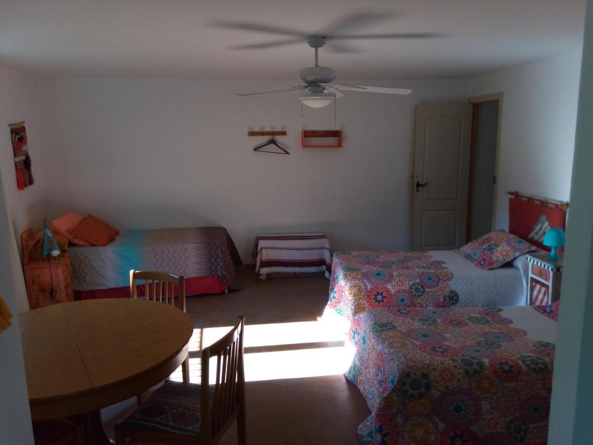 El Retiro De Isabel Guest House Embid de la Ribera ภายนอก รูปภาพ